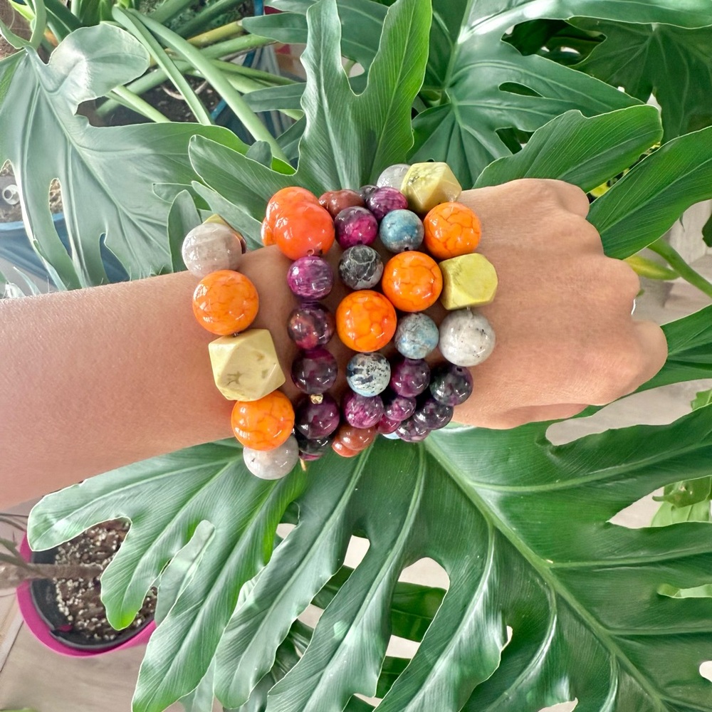 Handmade Howlite & Jasper bracelet (one) - Picture 6 of 7